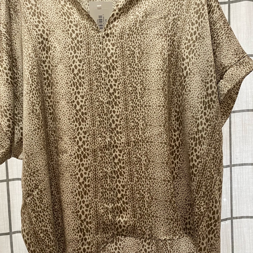 NWT top